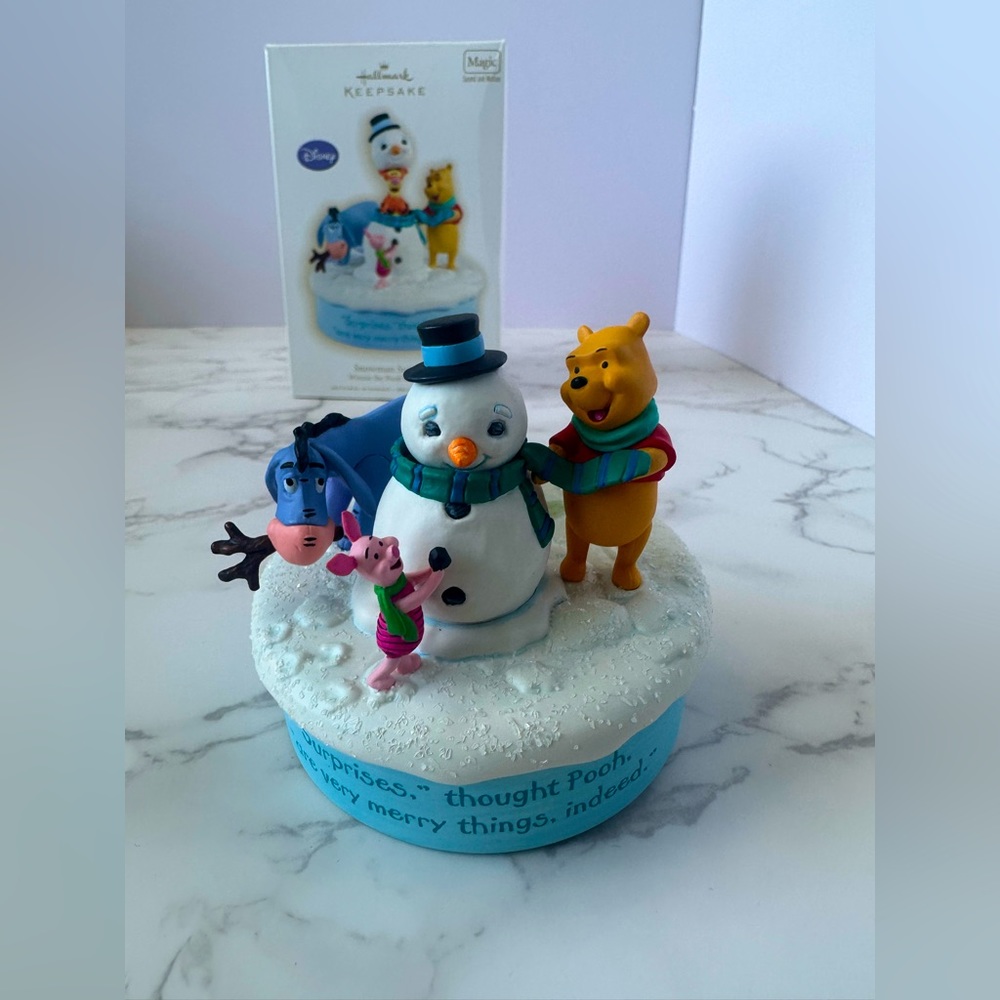 Hallmark Keepsake Holiday Ornament